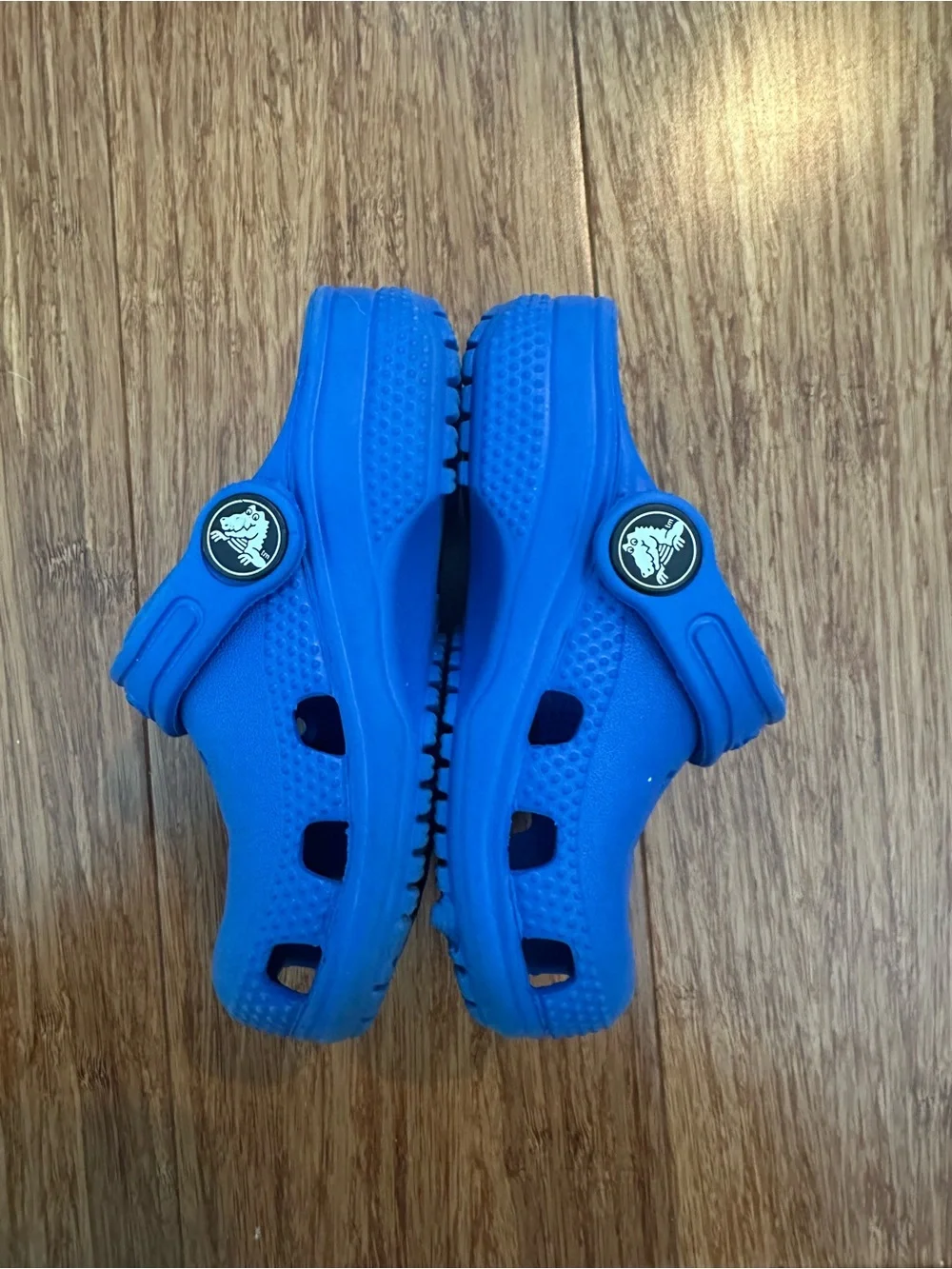 CROCS Kids Clog in Vivid Blue